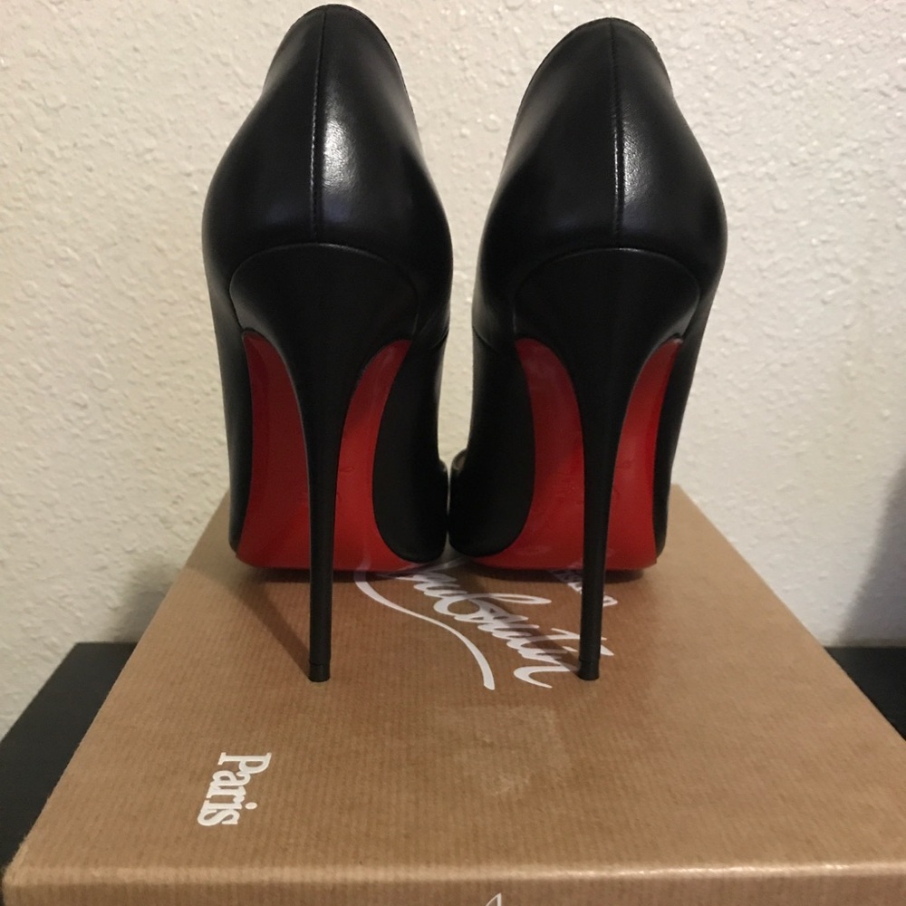 Christian Louboutin So Kate 120mm pumps